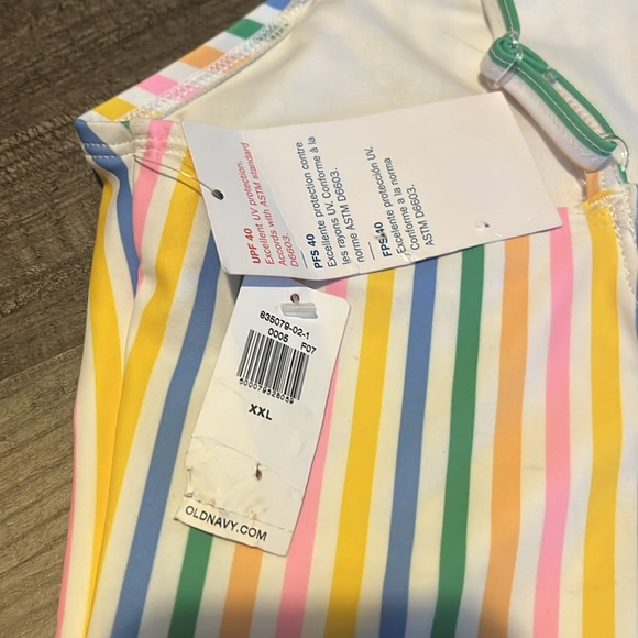 Old Navy Striped One-Piece Swimsuits Girls XXL - Picture 4 of 4